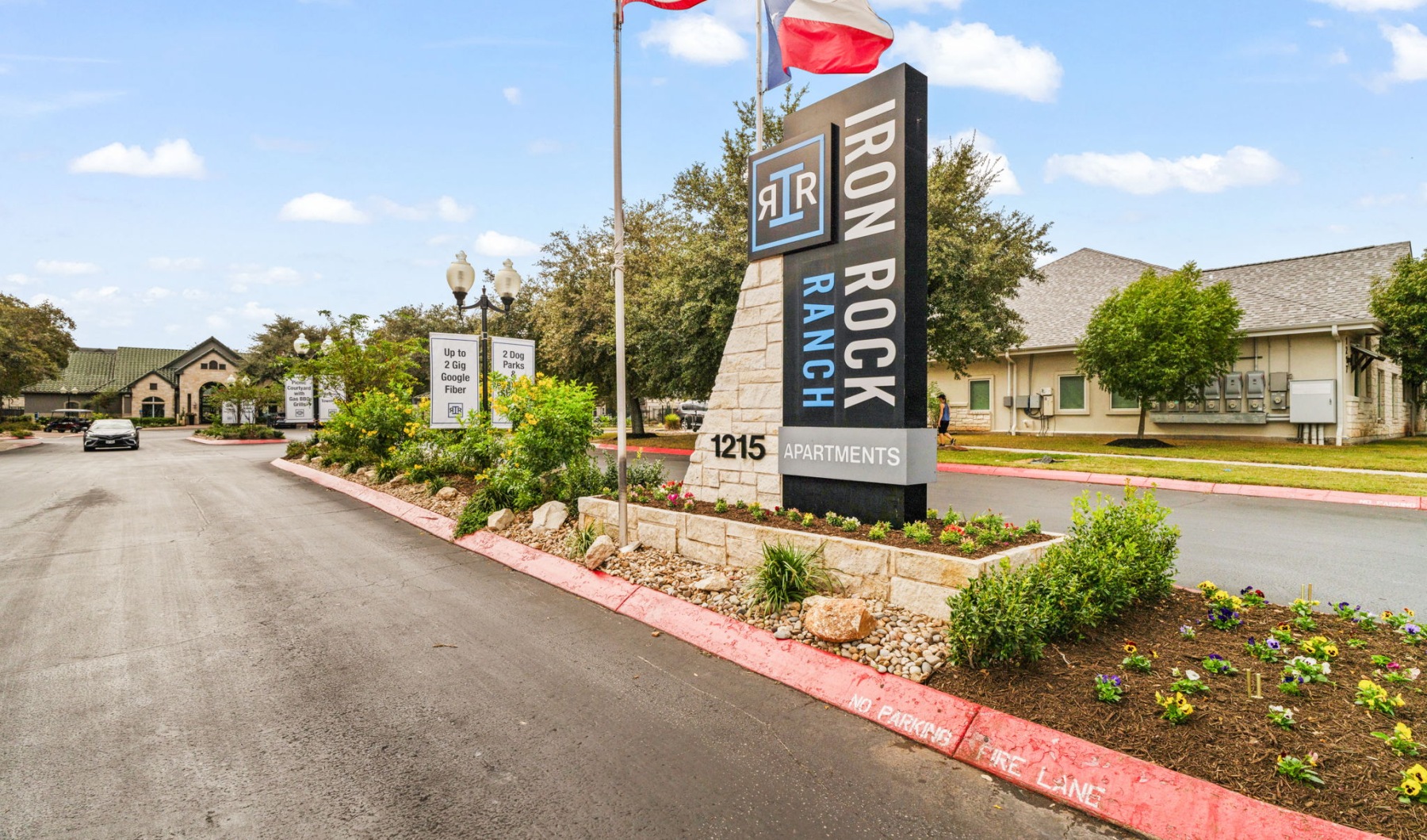 Luxury Apartments and Townhouses in South Austin