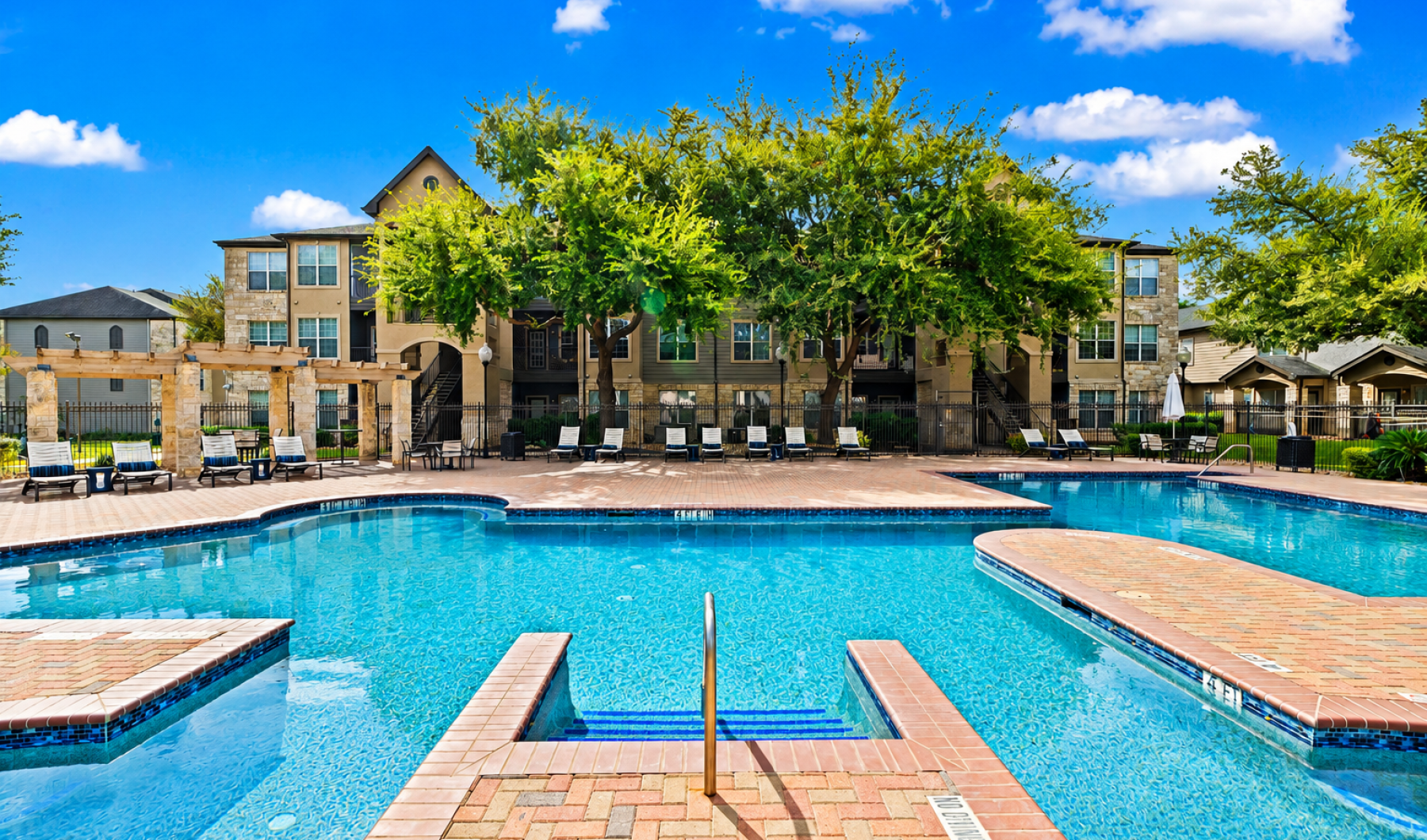 Luxury Apartments and Townhouses in South Austin