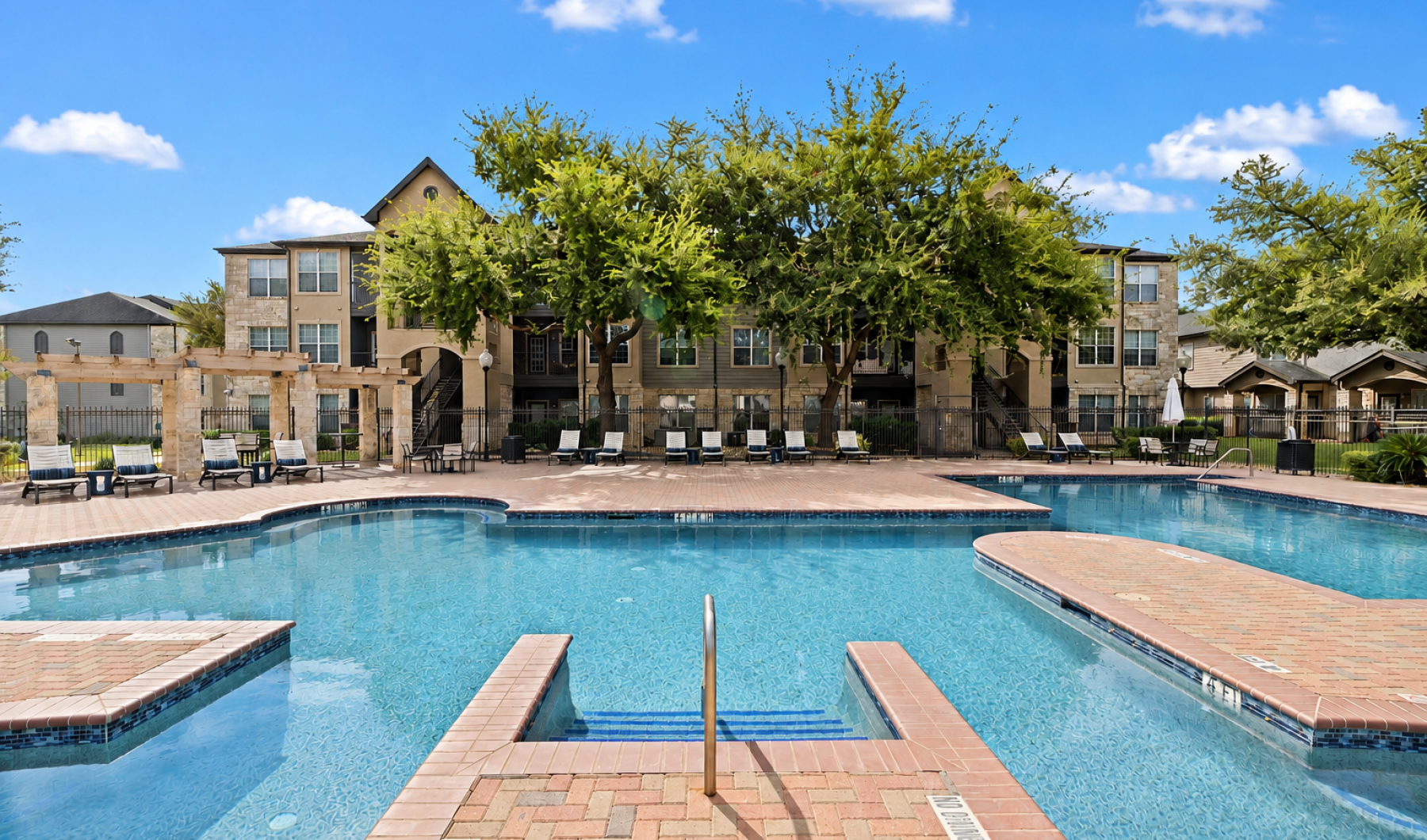 Luxury Apartments and Townhouses in South Austin